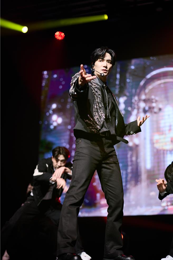 金鍾炫在活動上大展舞技。（得藝室策劃提供）