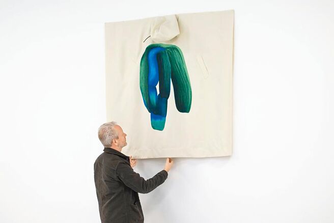 艺术家Ronan Bouroullec。（三宅一生提供）