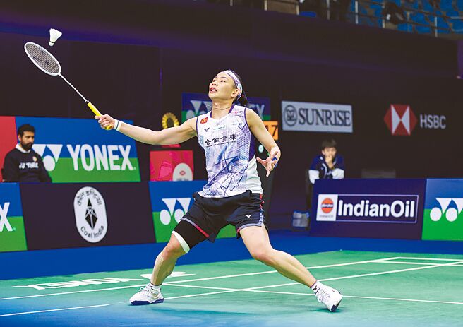 戴資穎在印度公開賽痛宰大陸女將何冰嬌，挺進女單4強。（Badminton Photo提供）