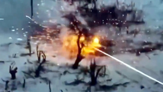 乌克军M2炮手谈击败T-90坦克秘诀 「打电玩知敌人弱点」