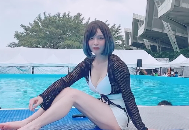 郭鬼鬼有从不吝啬放送魔鬼般身材。（图/angelakuo0504）