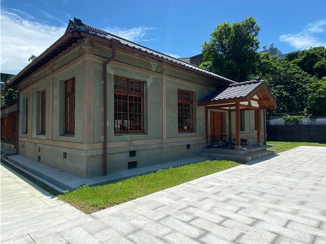 新竹市「歷史建筑新竹少年刑务所职务官舍群修復再利用第1期工程」近日决标，工程预计于2024年3月底动工、2026年完工；其中，演武场已于2020年完成修復工程。（陈育贤摄）