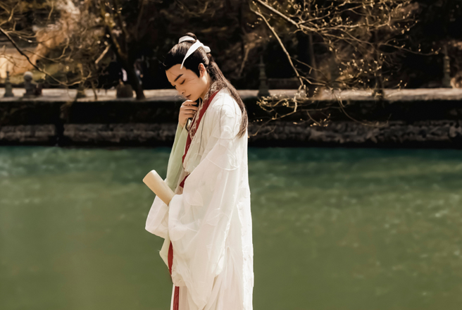 清朝雍正帝的第5子弘晝被世人稱作「荒唐王爺」，在世時經常替自己辦喪事、看下人哭墳。(圖:shutterstock/達志)