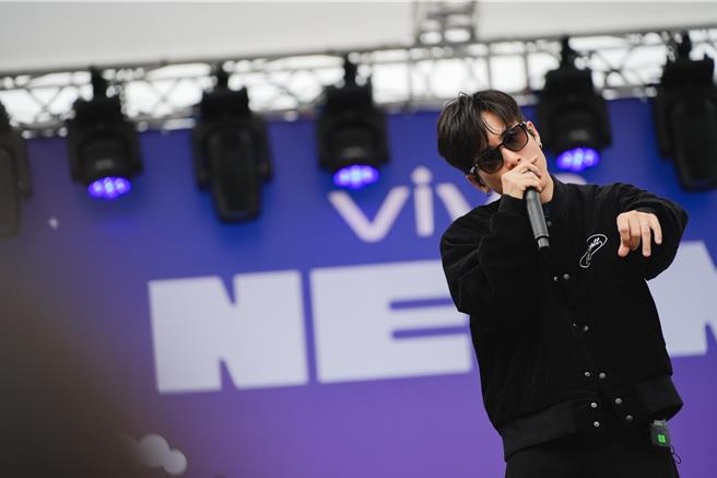 RYOTA在音樂祭演出10首歌曲，包括電影《富都青年》主題曲〈一路以來〉。（大元娛樂提供）