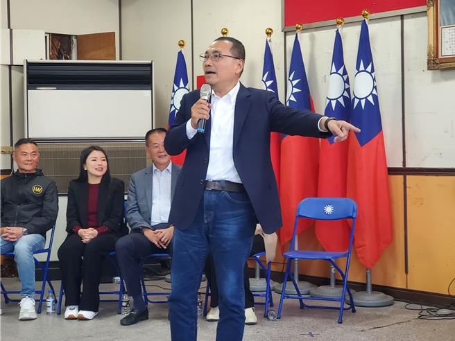 新北市長侯友宜21日到雲林謝票，呼籲支持者要慢慢的加緊力量，不是只有在同溫層互相說「我們很好」。（周麗蘭攝）