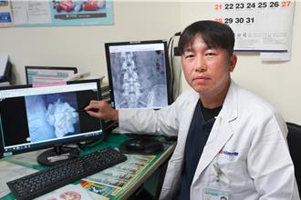 肾臟结石震不碎让她好困扰 用这招终结顽强结石