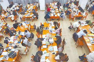 就業難 北大、清華畢業生逾七成考研