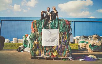 ORIS愛海洋 回收幽靈漁網製表