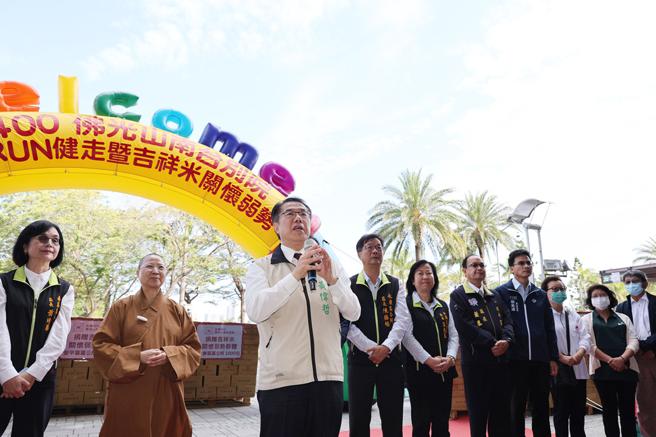 市長黃偉哲出席佛光山捐米活動(圖片來源：台南市政府提供)
