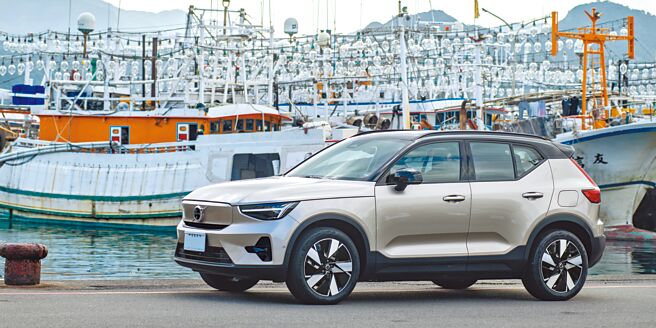 VOLVO XC40 Recharge Ultimate Twin moto全新年式车款换上前轴感应非同步马达与后轴第二代永磁同步马达，总输出功率300kW/670Nm。（陈大任摄）