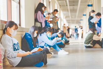 國文科是人文素養的堡壘