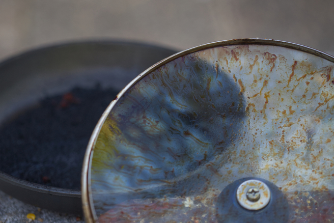 洗碗精受热能增加去污能力，刚好拿来洗锅盖。（示意图：shutterstock／达志）