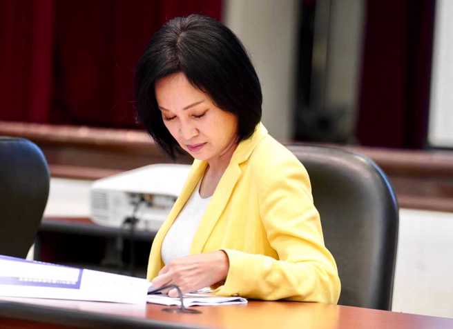 柯志恩分析民眾党8席院长立法院长投票倾向。（图取自柯志恩脸书）