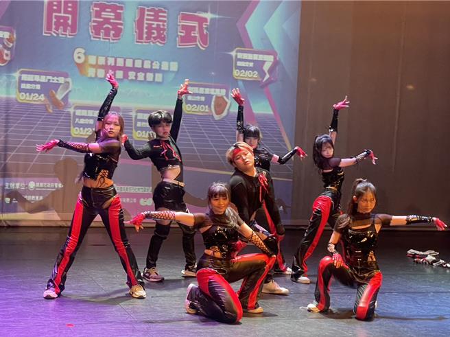 寒假来临为避免学生从事不良活动，桃园市警察局23日举办「青春大玩家‧玩转新世代」寒假高关怀系列活动开跑。(吕筱蝉摄)