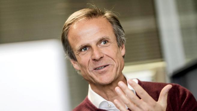 Style Porsche副总裁Michael Mauer在全新纯电Macan的全球发表会前，深入介绍其设计过程。（台湾保时捷提供／陈大任台北传真）