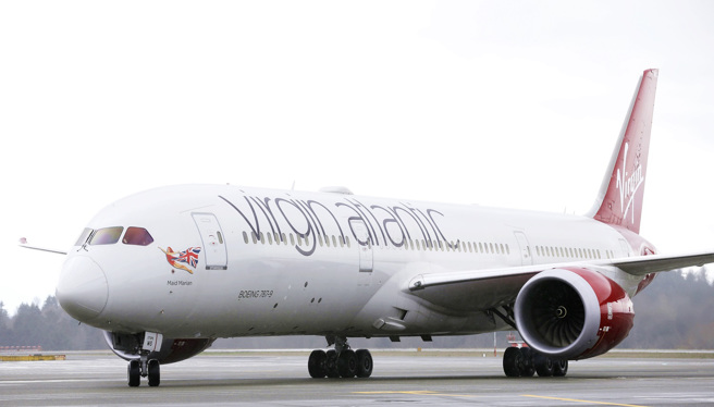 英国维珍航空（Virgin Atlantic）一架空中巴士A330客机15日准备起飞前，被机上乘客发现机翼上少了4颗螺栓，最后一刻取消起飞。图为维珍航空波音787-9客机。（资料照／美联社）