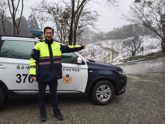 辖区三峡警方启动交管维安。（翻摄画面）