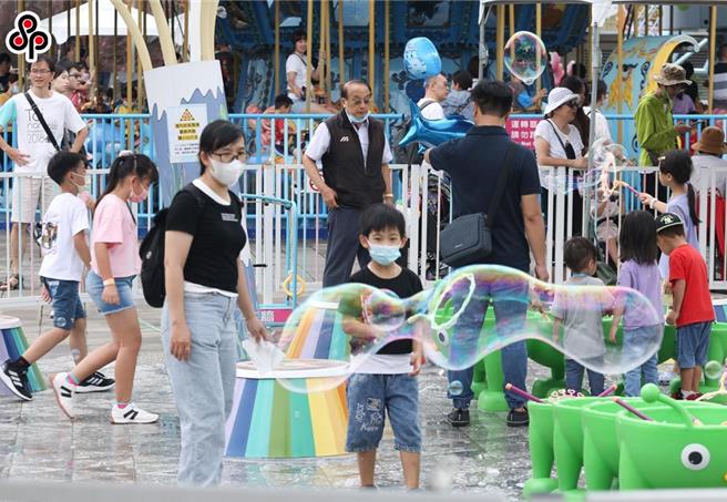 兒童新樂園將於2月9日除夕暫停營運。（本報資料照片）