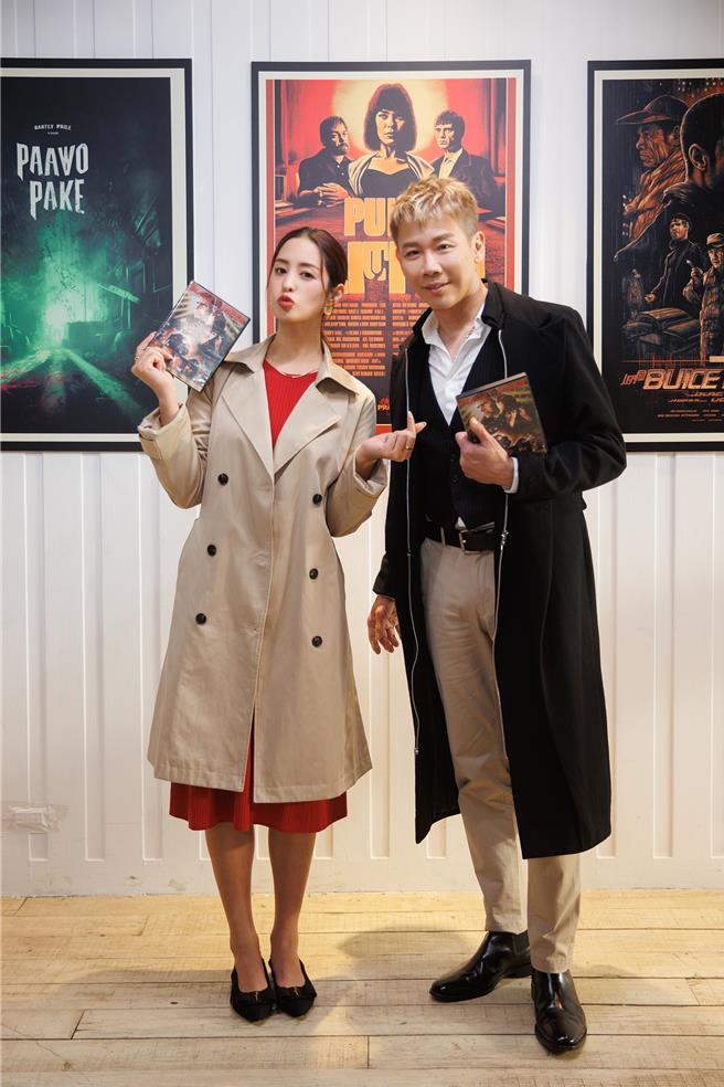 陶喆（右）與莫允雯在〈星心〉MV裡譜戀曲。（偉大文化提供）