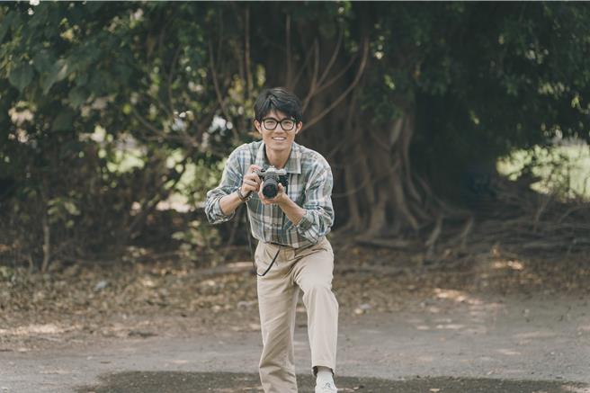 张耀仁饰演主角文钦。（公视台语台提供）