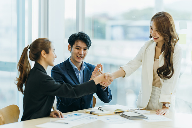 云蔚老师指出，3生肖主管或老板对员工最友善，尤其属狗的人十分乐于为员工谋福利。(图:shutterstock/达志)