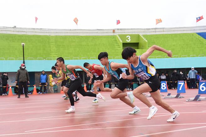 选手们全力以赴竞赛。（苗栗县政府提供／李京升苗栗传真）