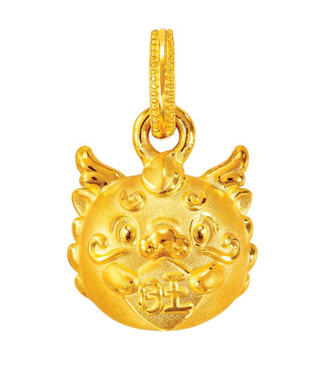 周大福祥龙造型的纯金串饰，6000元。（周大福提供）