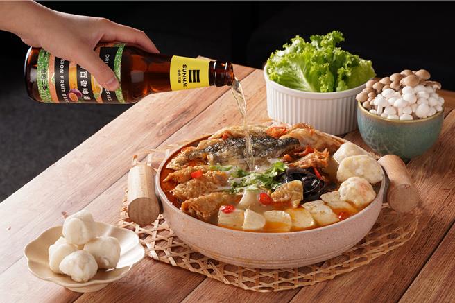 金色三麦与林聪明沙锅鱼头携手推出「沙锅鱼头啤酒锅」年菜套餐。（金色三麦提供／朱世凯台北传真）★《中时新闻网》关心您：饮酒过量，有碍健康。酒后不开车，安全有保障！