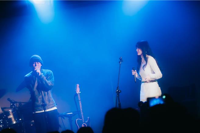 黄玠玮特邀VOOID 洪申豪担任演出嘉宾。（黄玠玮提供）