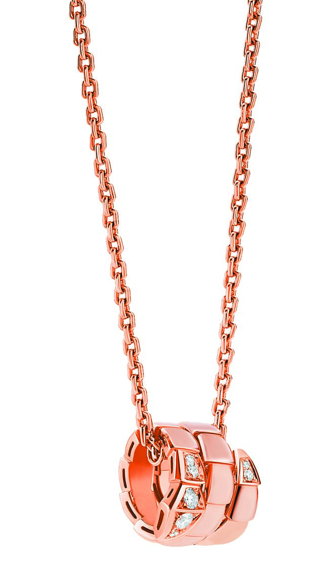 寶格麗Serpenti Viper玫瑰金鑽石鍊墜。（BVLGARI提供）