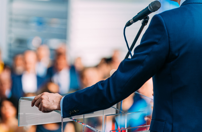 王志安在节目上认为部分选举造势大会像演唱会，图为示意图，与当事人无关。（图:shutterstock/达志）