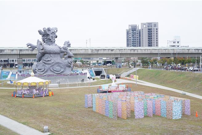 彰化縣員林市公所今年燈會將盛大舉辦，除擴大燈區規模外，今年將喚醒沈睡12年的巨龍「龍翔霞蔚」。（吳建輝攝）