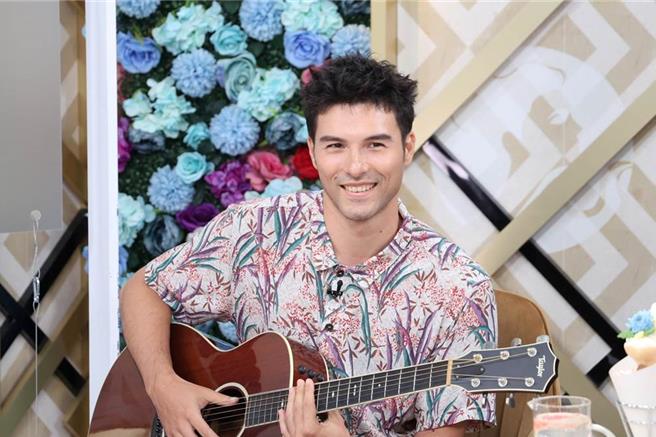 凤小岳将用迷人嗓音介绍台湾故事。（中时资料照）