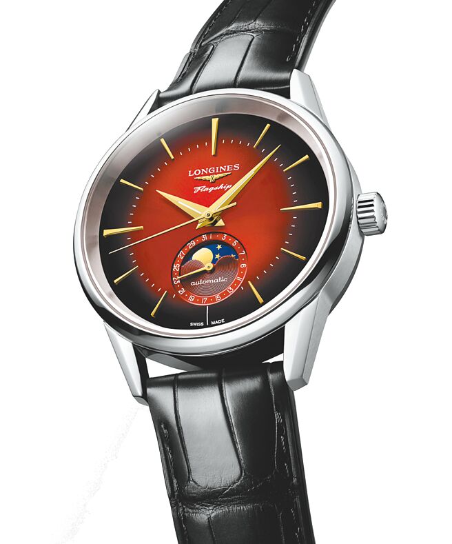 浪琴表首度推出FLAGSHIP HERITAGE旗艦復刻系列龍年限量表，限量888只，10萬4300元。（Longines提供）