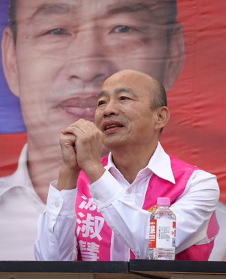 影》韓國瑜「與昌擁抱」是演的？王鴻薇讚：高度EQ