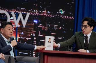 賀瓏臉書最新貼文被抓包一現象 網酸：節目走向國際化