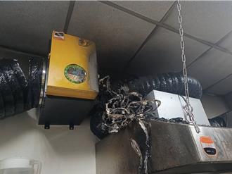 金門小吃店瓦斯管破「火燒灶腳」 竄大量濃煙嚇壞用餐民眾