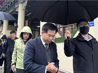 潘文忠赴國中生公祭 承諾「新學期前頒新輔導管理辦法」