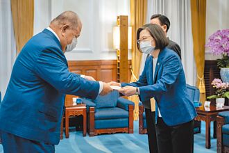 吐瓦魯爭經援 大選後檢視與台外交