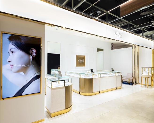 AHKAH新光三越DIAMOND TOWERS二楼全新开幕。（AHKAH提供）