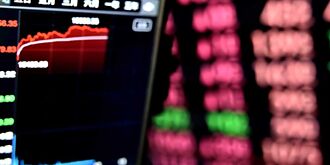 半導體股領軍站萬八 緊盯Fed決議