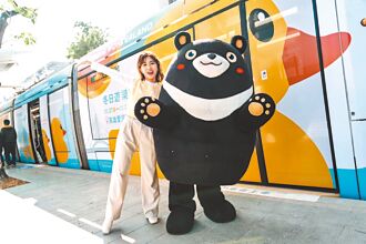 搶攻萌商機 飯店霸氣包遊艇賞小鴨