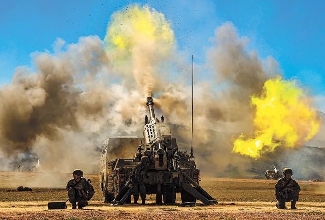 虽不必对中共军事行动採取针锋相对式的反应，但也应该让共军在执行威慑行动时负担多一点成本或代价。（图／中国军网）