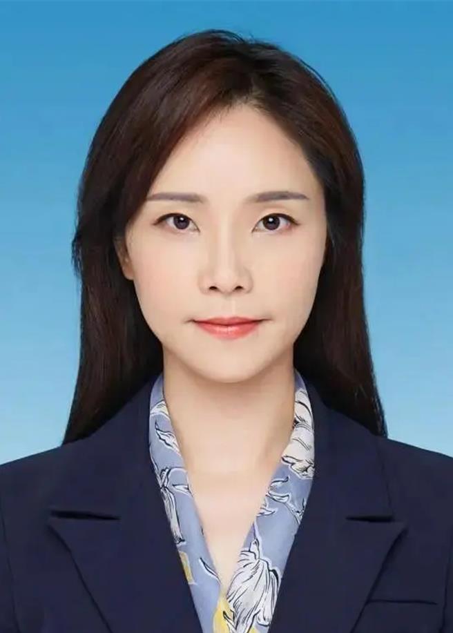 中英德三声道推介黄鹤楼  顏值文旅局长出任天门代市长。（上观新闻）