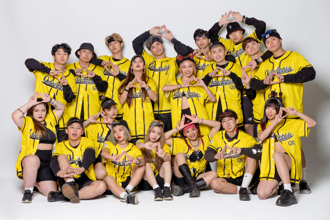 《HIGH 翻街舞》台南在地舞团「Order Attitude」为文化古都添潮感。( Order Attitude 提供 )