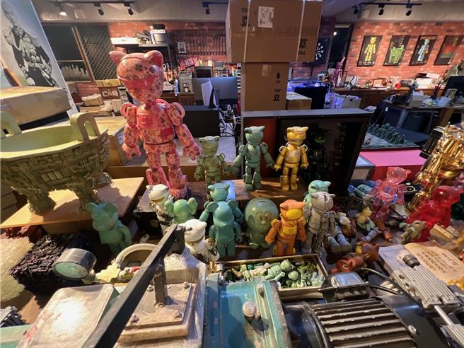 方文山的公仔及艺术收藏，充满童趣。（ 经纪公司／提供）