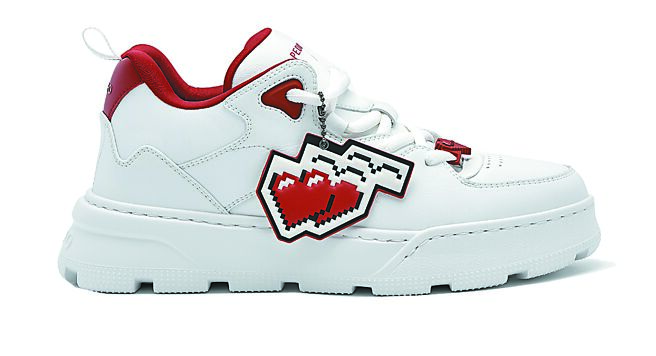 PEDRO Arc女款運動鞋，3490元。（PEDRO提供）