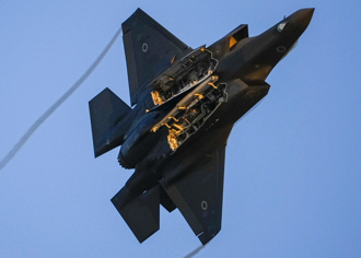 F-35和F-15EX戰機各來25架 它急飆火力打紅眼