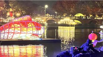 月津港燈節開幕啟燈 黃偉哲：沒有來看就不知道有多美