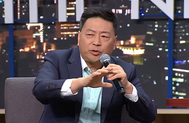 王志安最近因失言风波成为眾矢之的。（图／翻摄自STR Network Youtube）